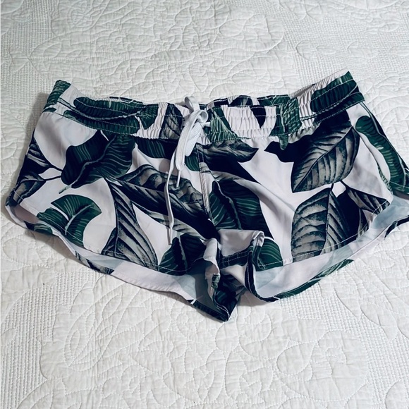 Rip Curl Leaf Print Bikini Shorts Set Medium - Picture 6 of 6